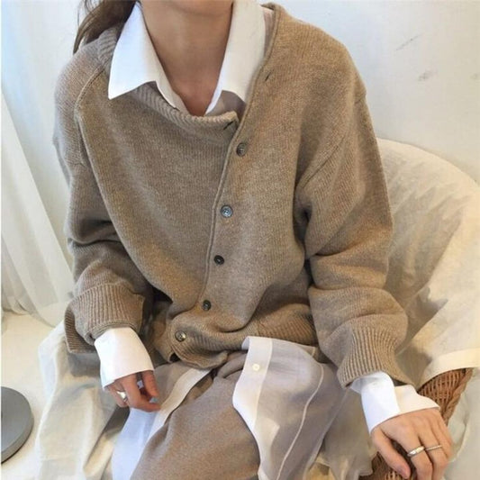 LUNA | Cardigan à boutons asymétriques